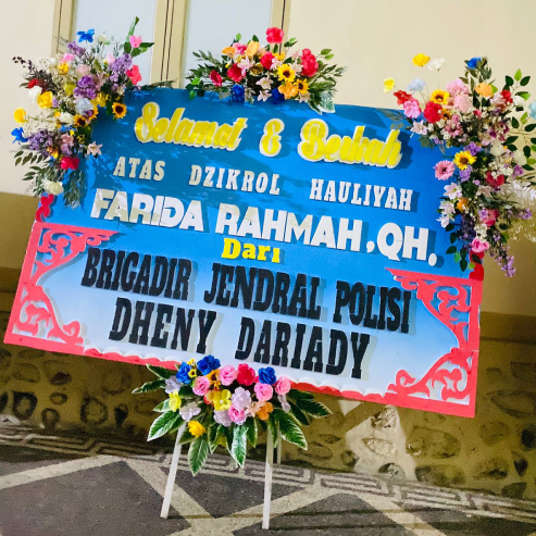 KARANGAN BUNGA